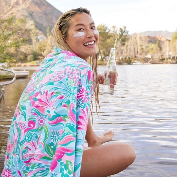 Lilly Pulitzer Other - Lily Pulitzer - Lounge Towel